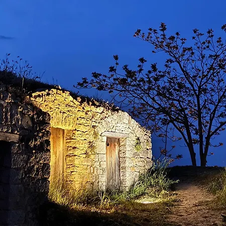 La Casa Dell'artista Di Vittorio Vertone Pietragalla