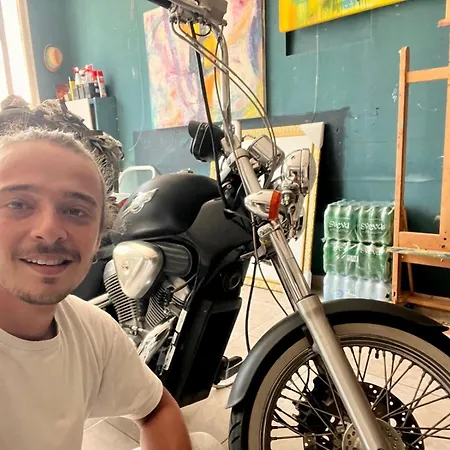 La Casa Dell'artista Di Vittorio Vertone 公寓 *